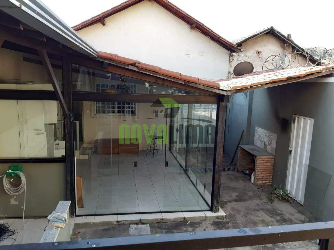 Casa à venda no Centro: 