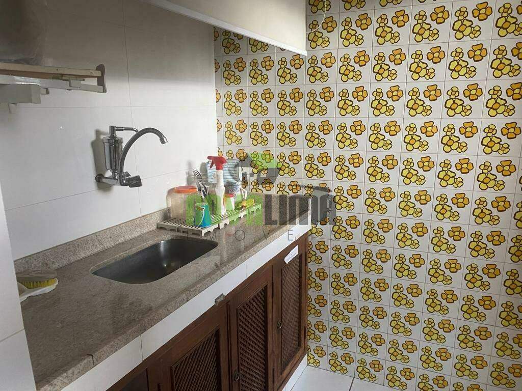 Sala à venda no Centro: 