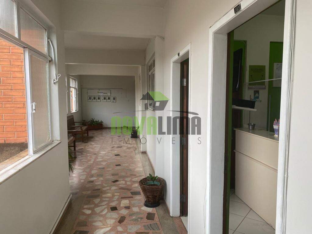 Sala à venda no Centro: 