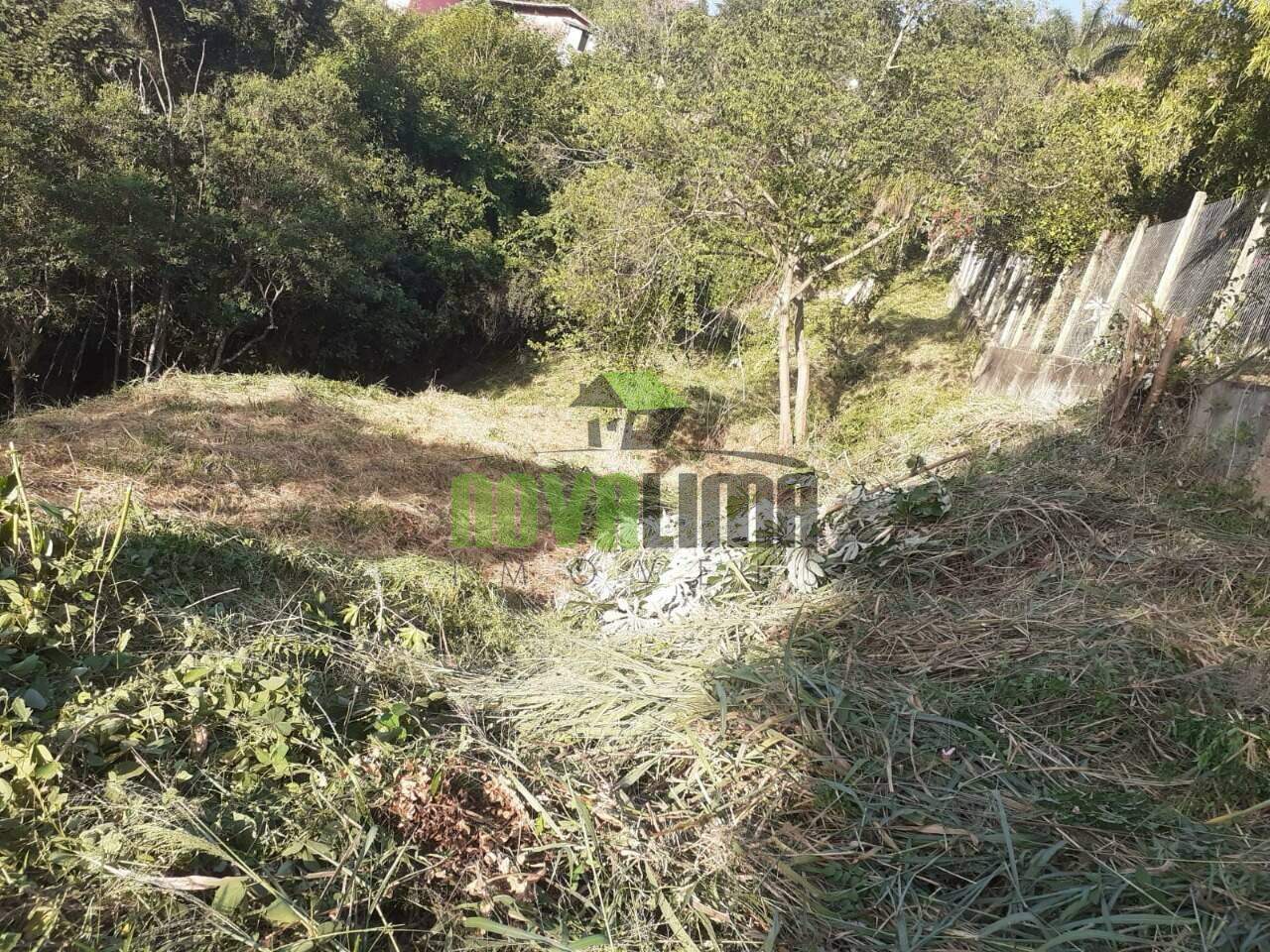Lote em condomínio à venda no Condomínio Veredas das Geraes: 