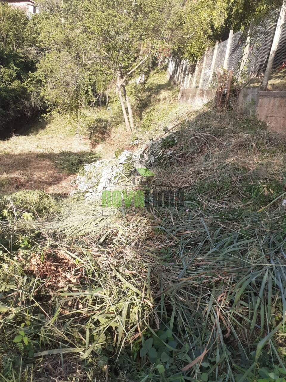 Lote em condomínio à venda no Condomínio Veredas das Geraes: 