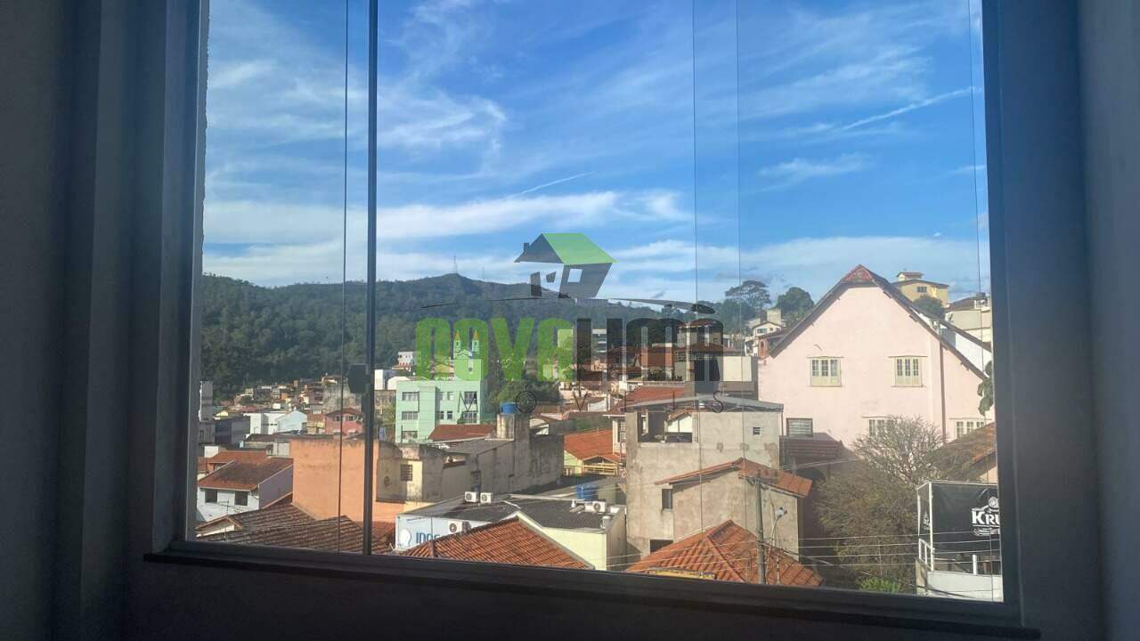 Sala à venda no Centro: 