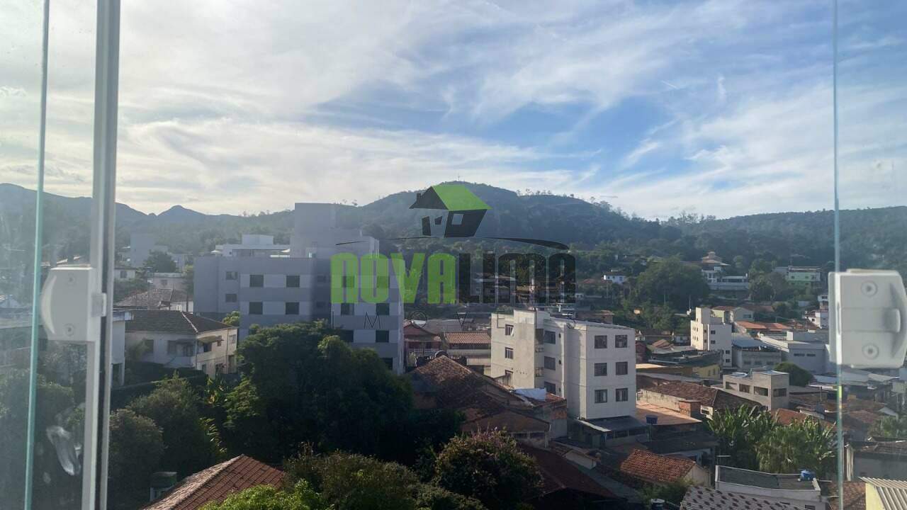 Sala à venda no Centro: 