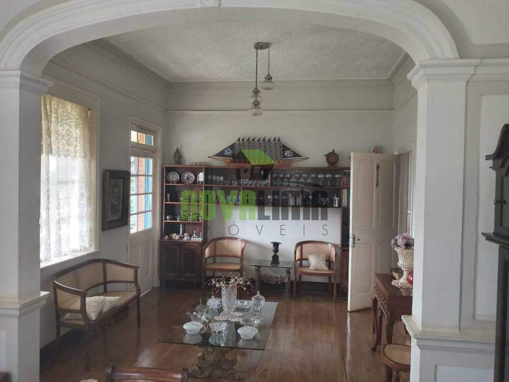 Casa à venda no Quintas: 