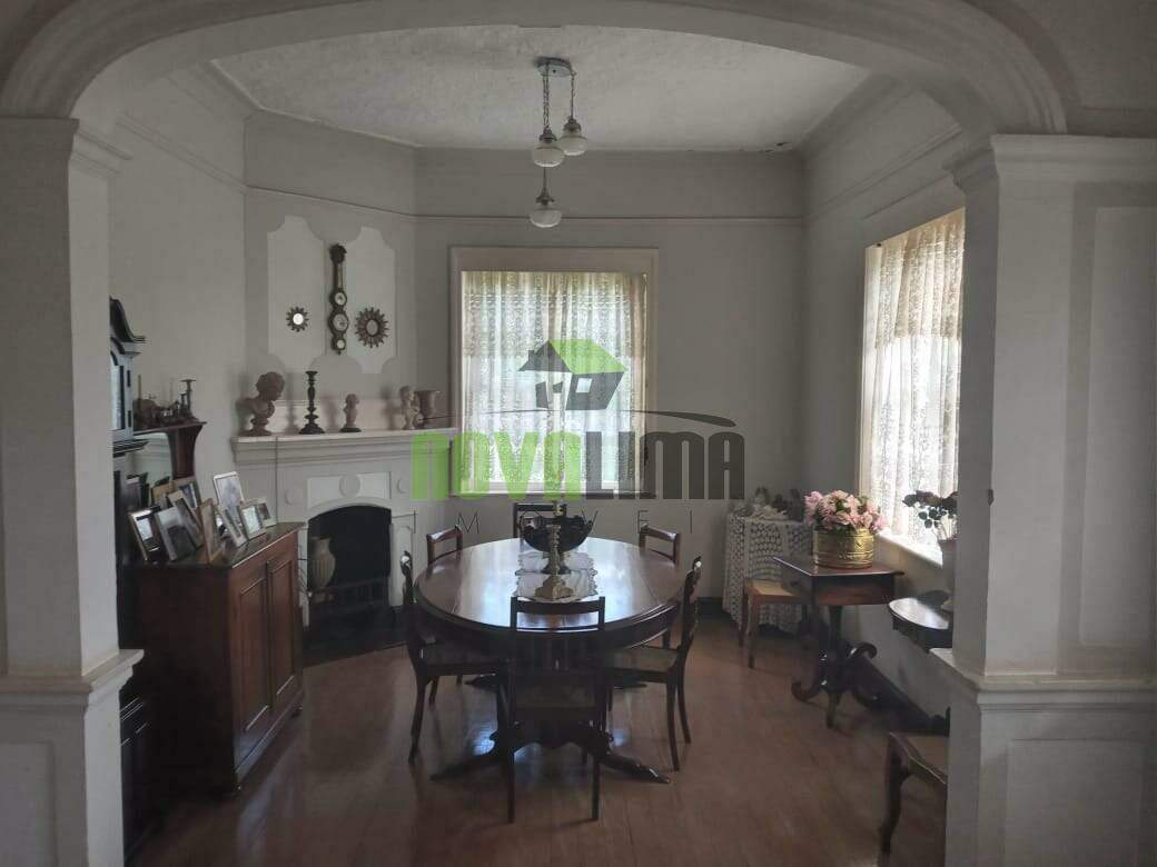 Casa à venda no Quintas: 