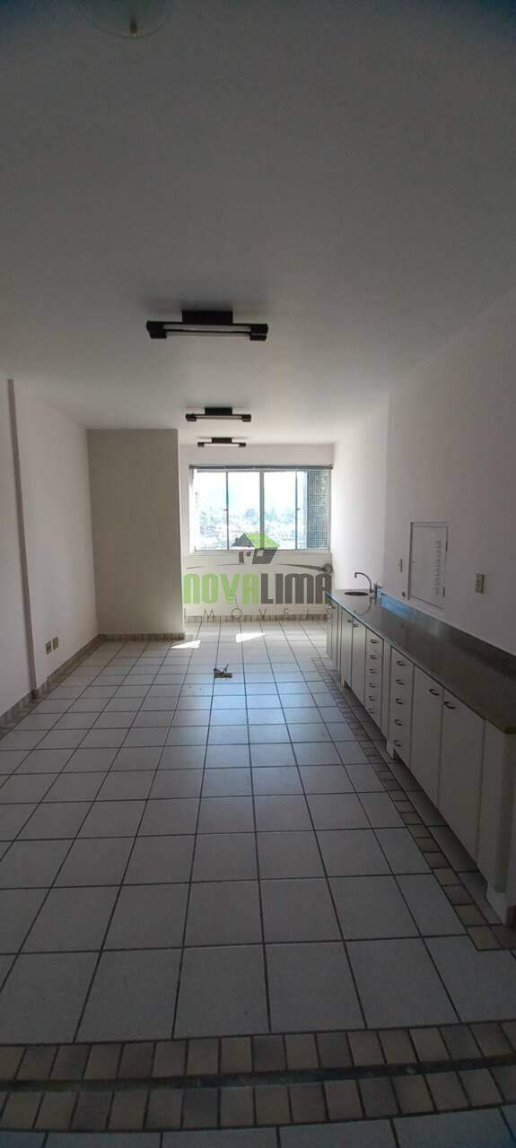 Sala à venda no Centro: 