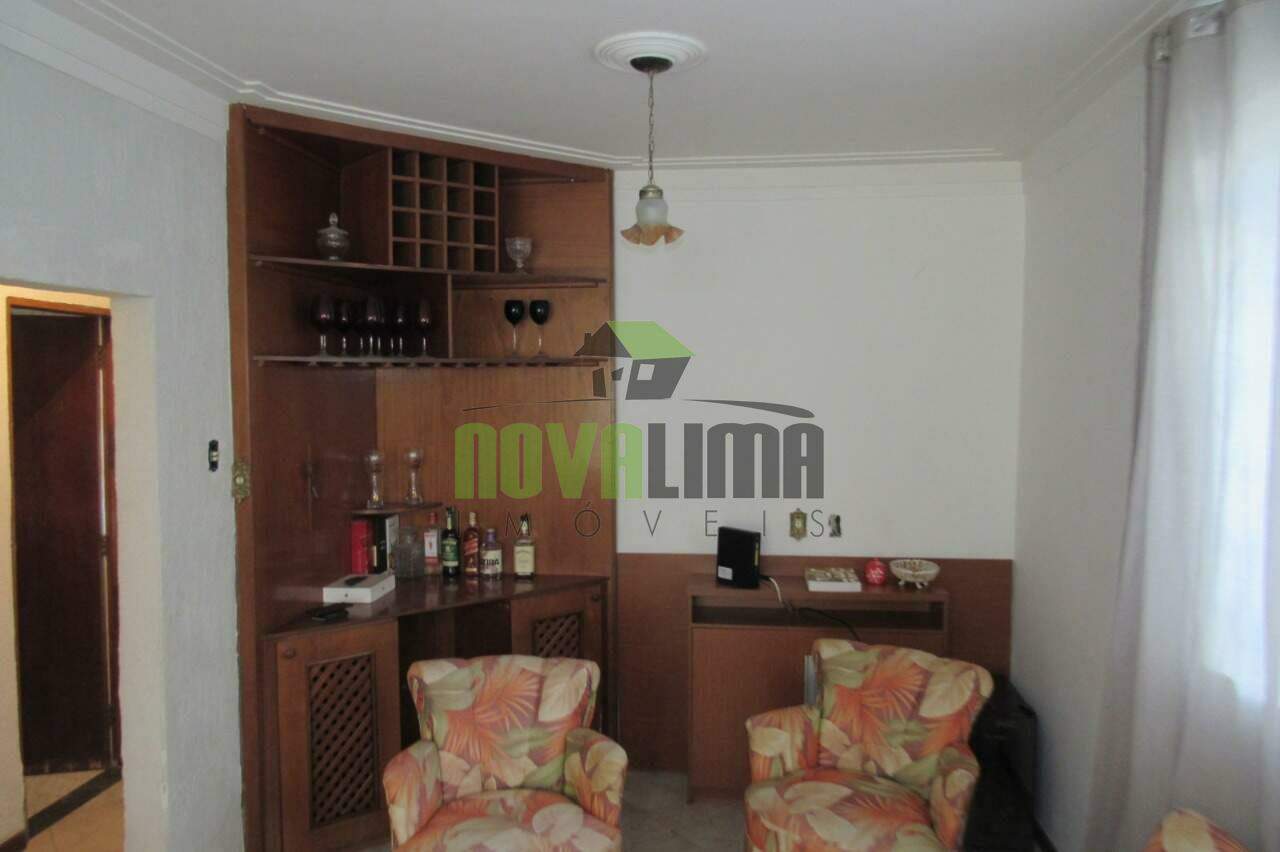 Casa à venda no Centro: 