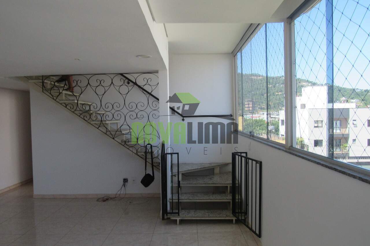 Apartamento com área privativa à venda no Oswaldo Barbosa Pena: 