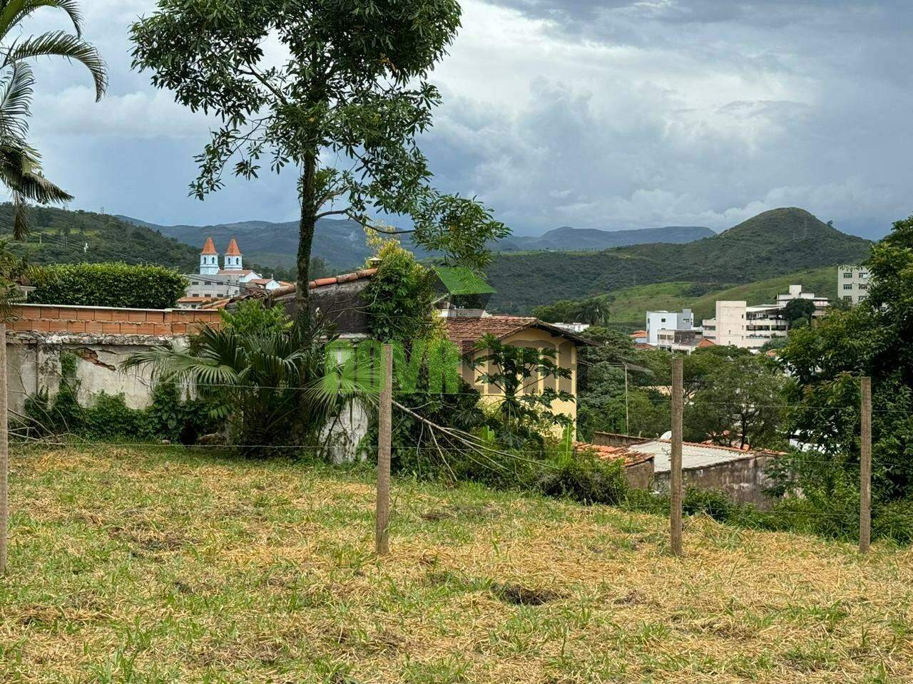 Lote à venda no Centro: 