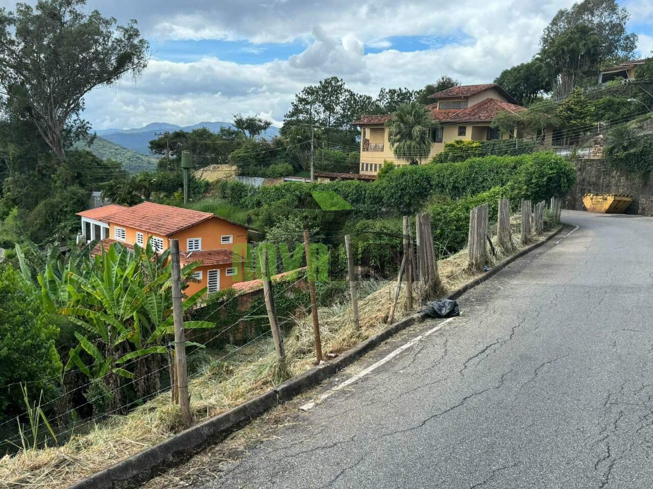 Lote à venda no Quintas: 