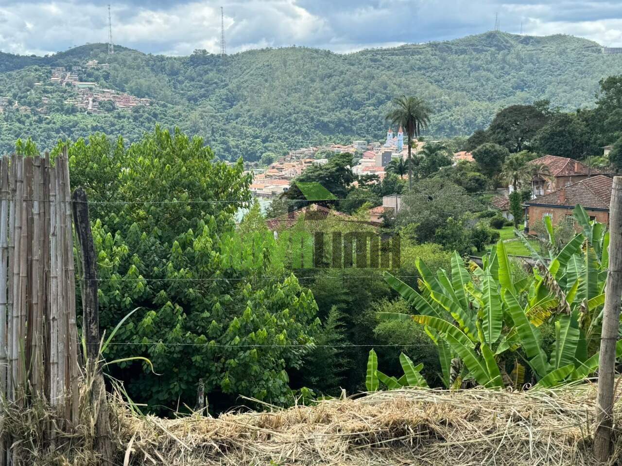 Lote à venda no Quintas: 