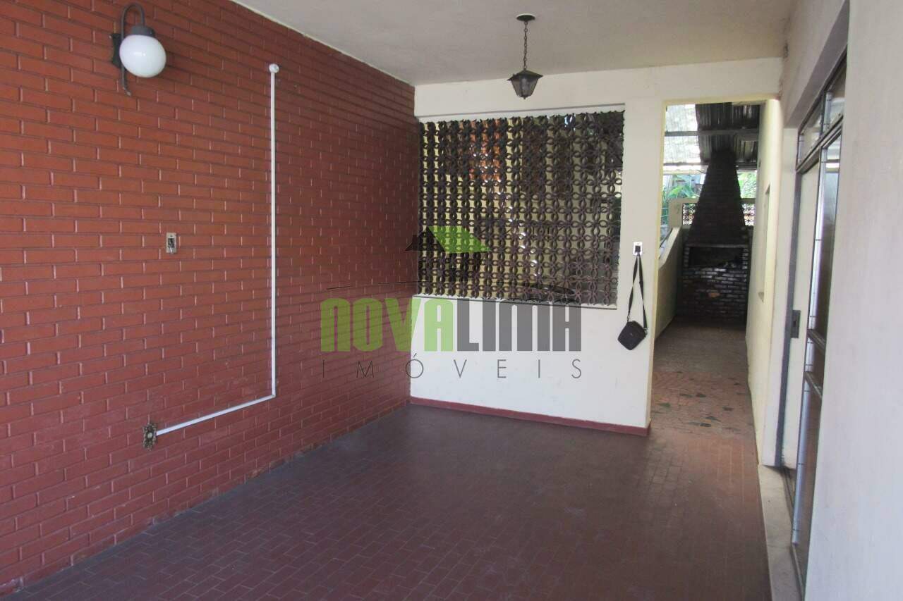 Casa à venda no Centro: 