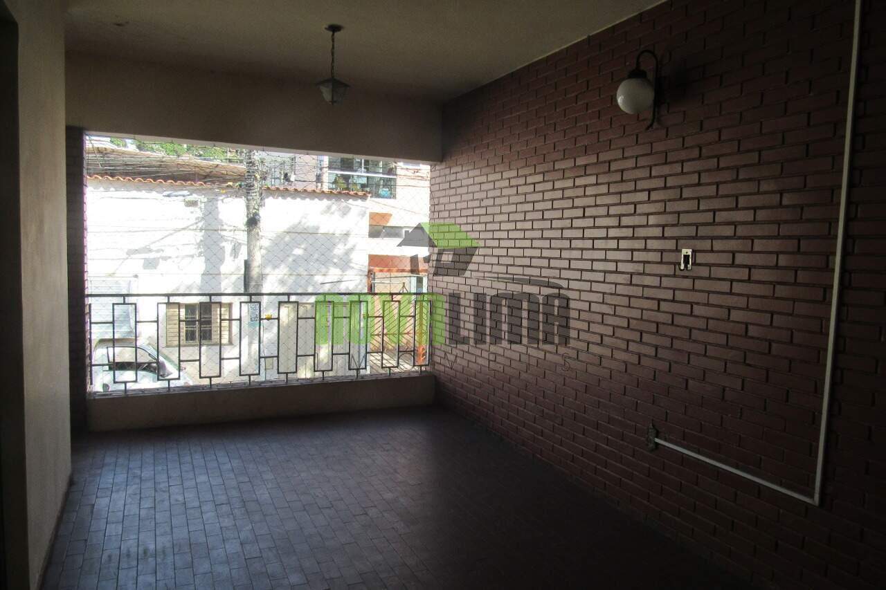 Casa à venda no Centro: 