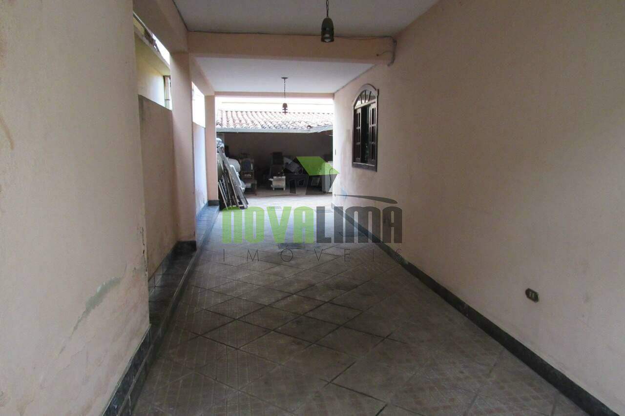 Casa à venda no Matadouro: 
