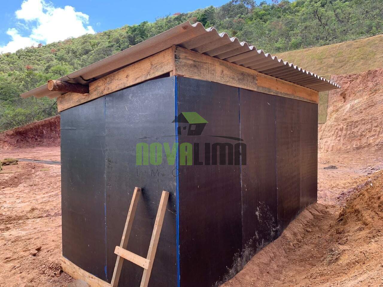 Lote em condomínio à venda no Condomínio Arvoredo: 