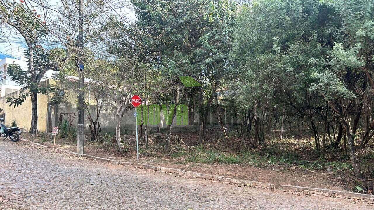 Lote em condomínio à venda no Condomínio Vila do Ouro: 