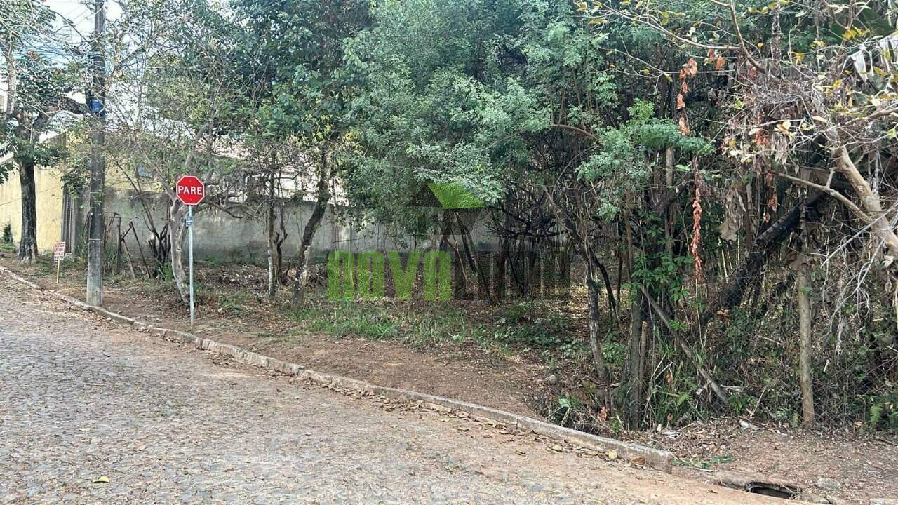 Lote em condomínio à venda no Condomínio Vila do Ouro: 