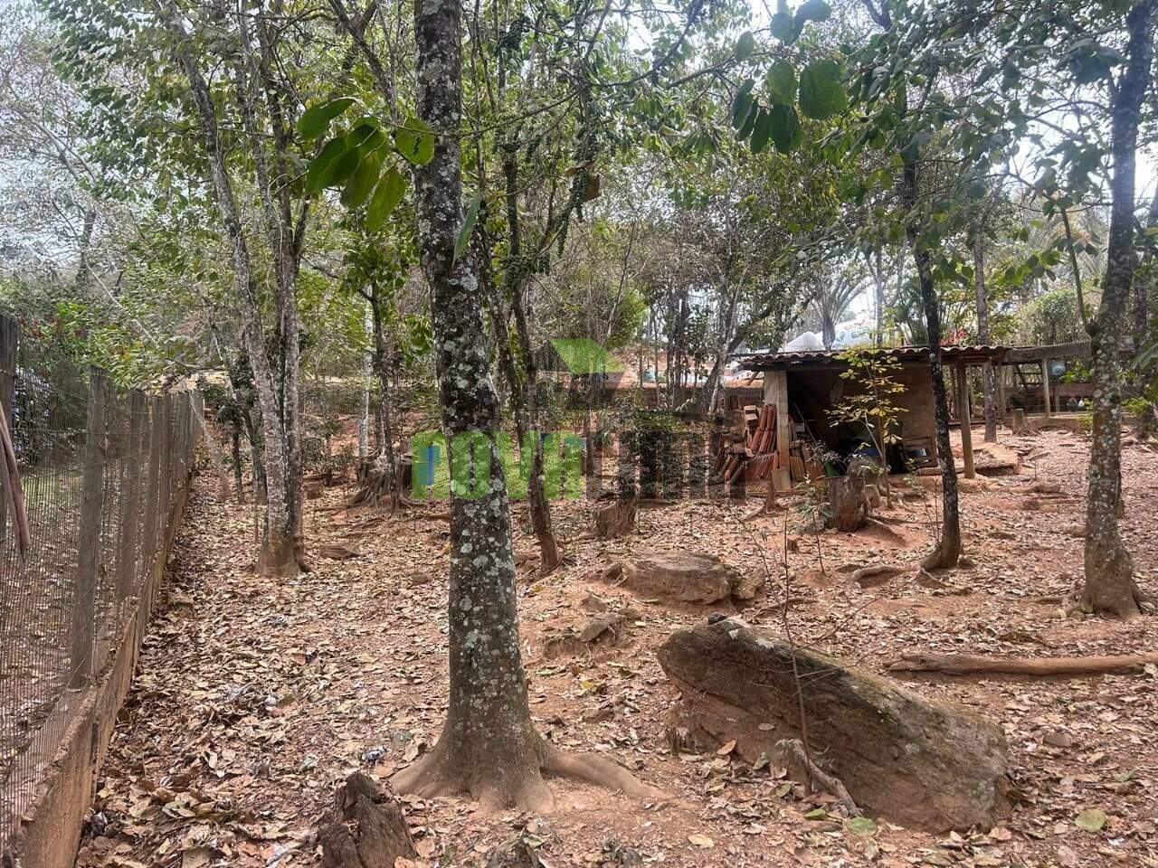 Lote em condomínio à venda no Condomínio Veredas das Geraes: 