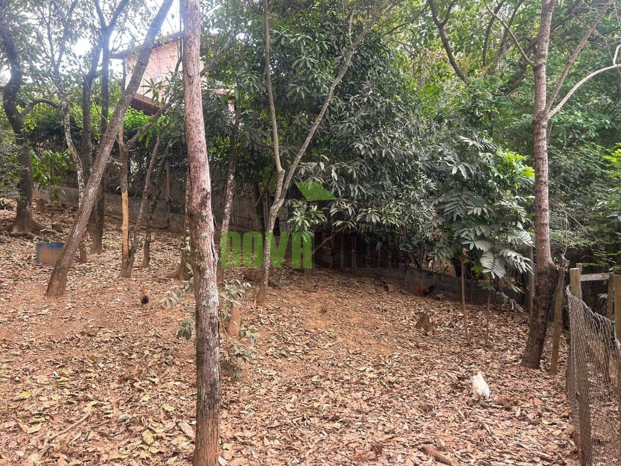 Lote em condomínio à venda no Condomínio Veredas das Geraes: 