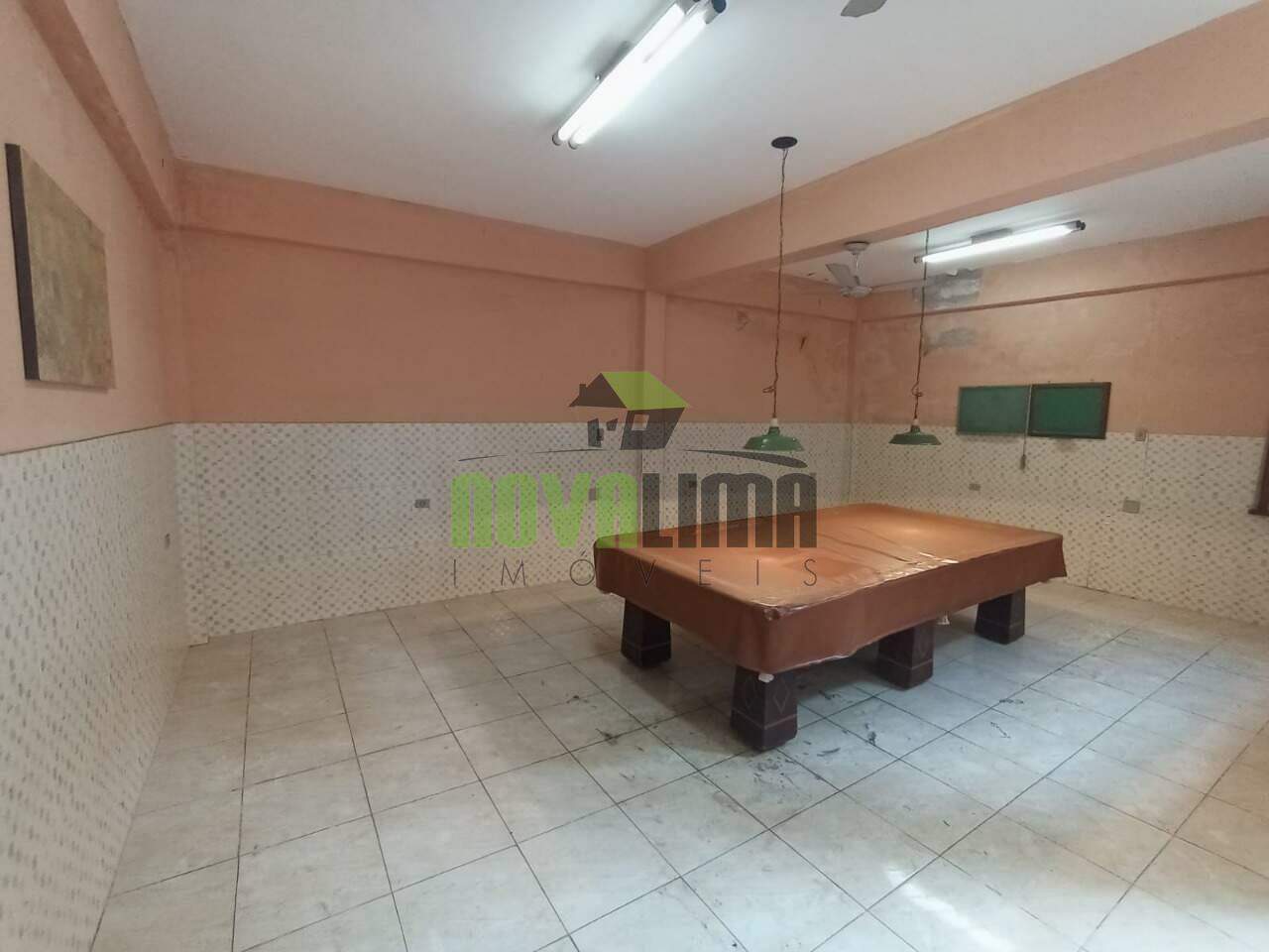 Casa à venda no Centro: 