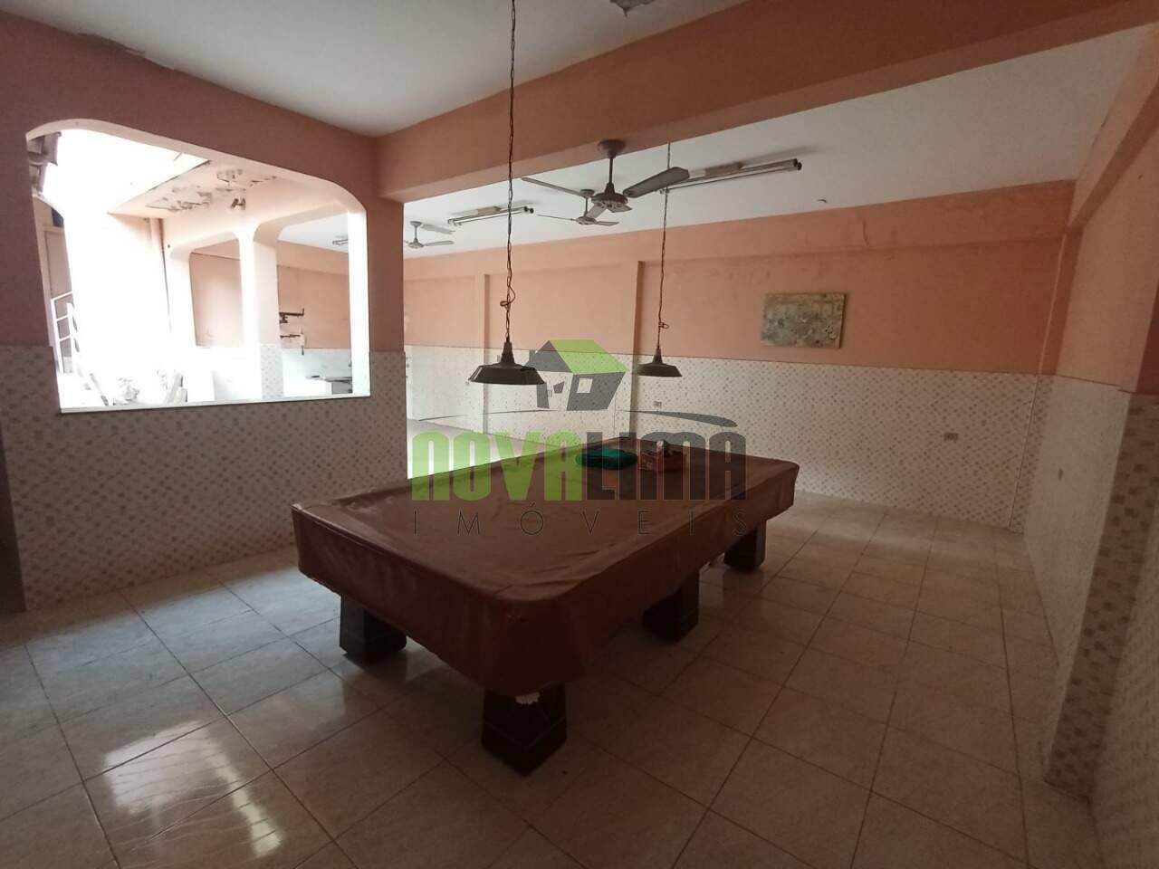 Casa à venda no Centro: 