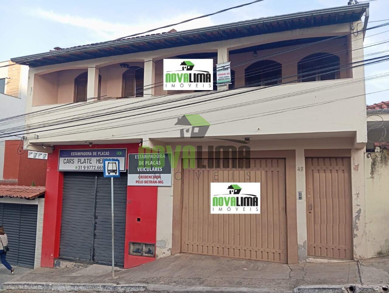 Casa à venda no Centro: 