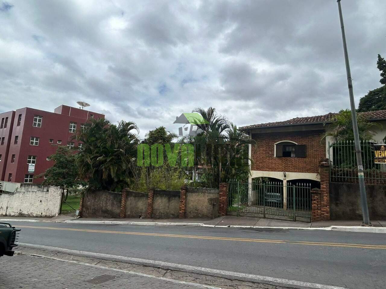 Casa à venda no Centro: 