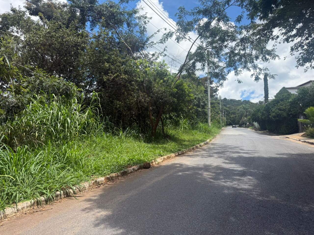 Lote em condomínio à venda no Condomínio Veredas das Geraes: 
