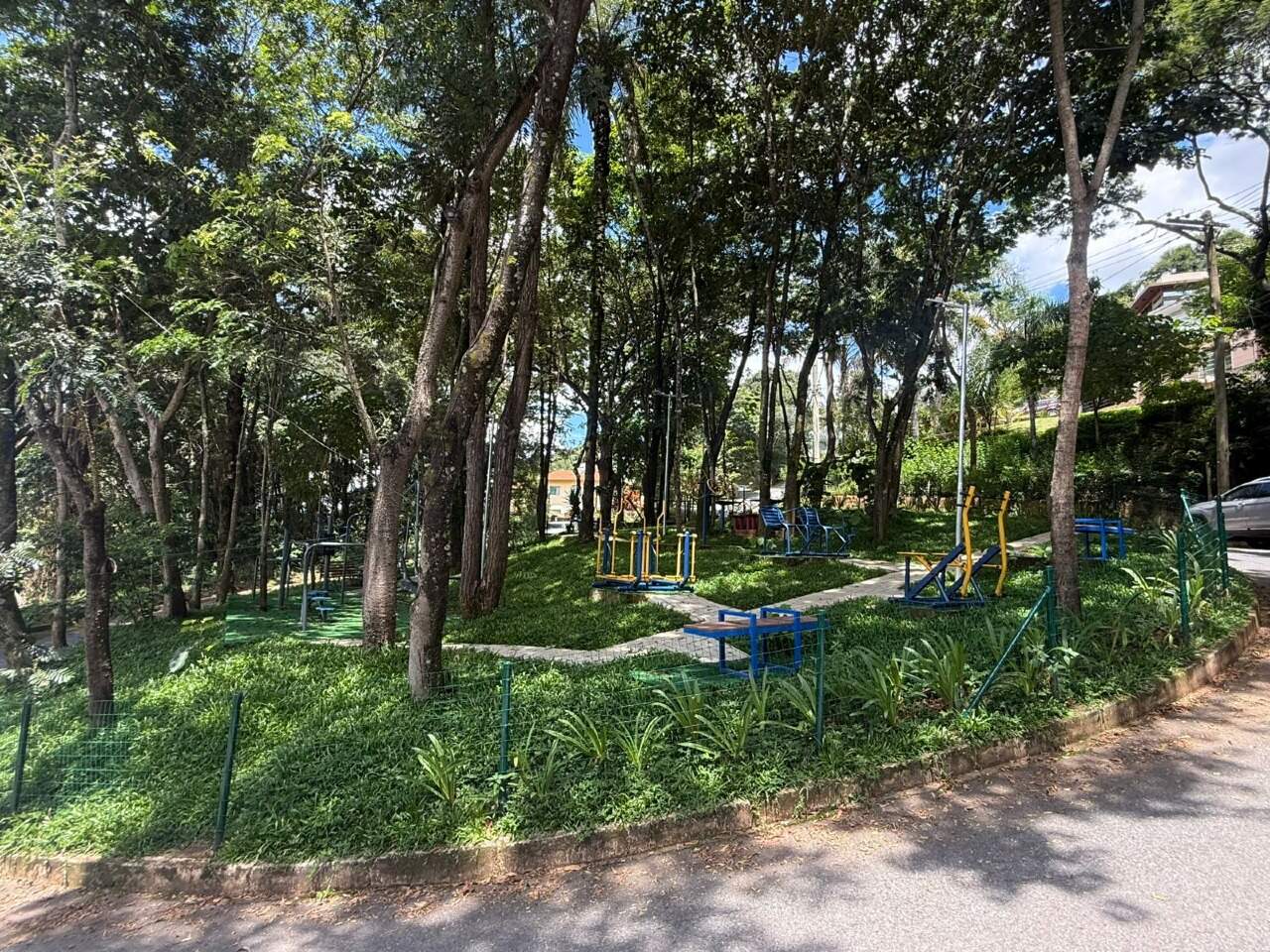 Lote em condomínio à venda no Condomínio Veredas das Geraes: 