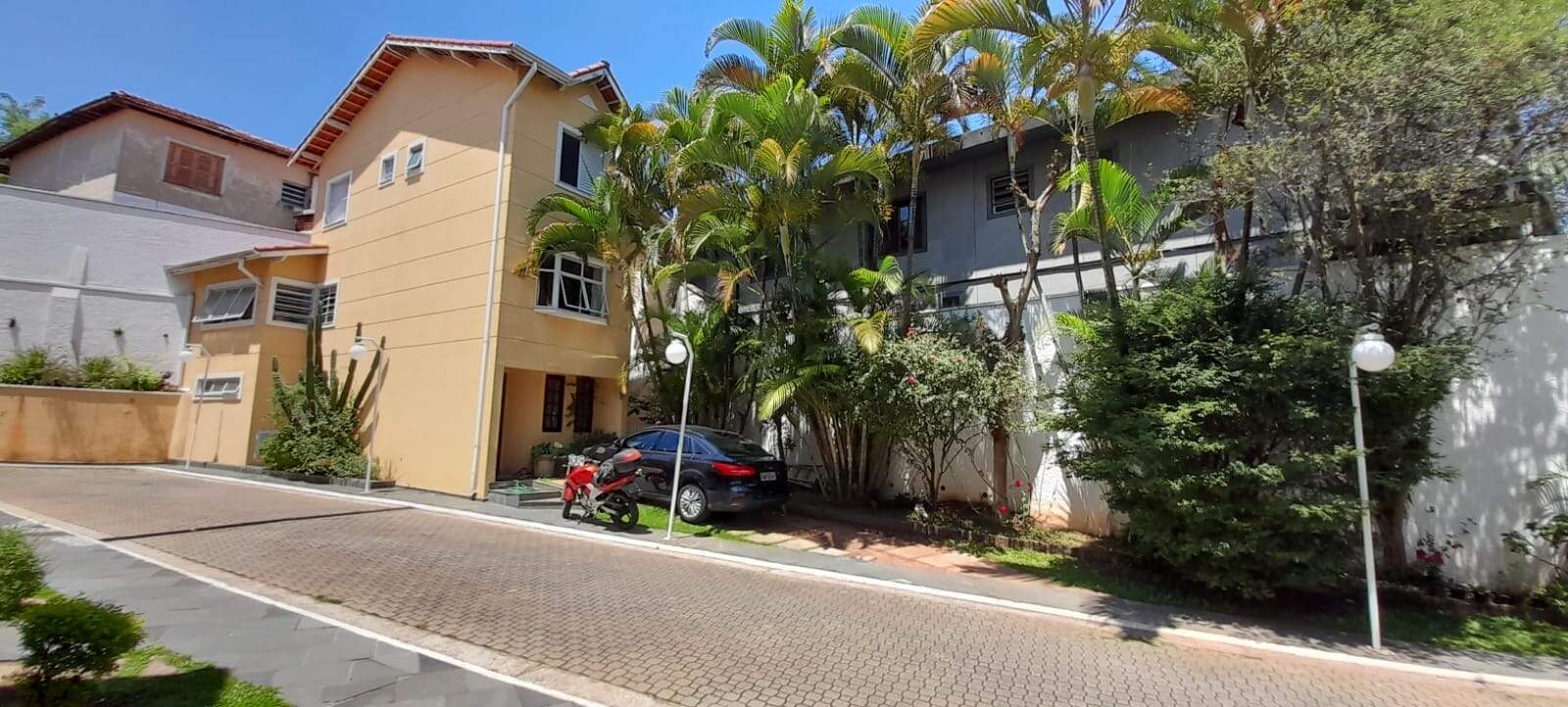 Sobrado à venda no Vila Pirajussara: 