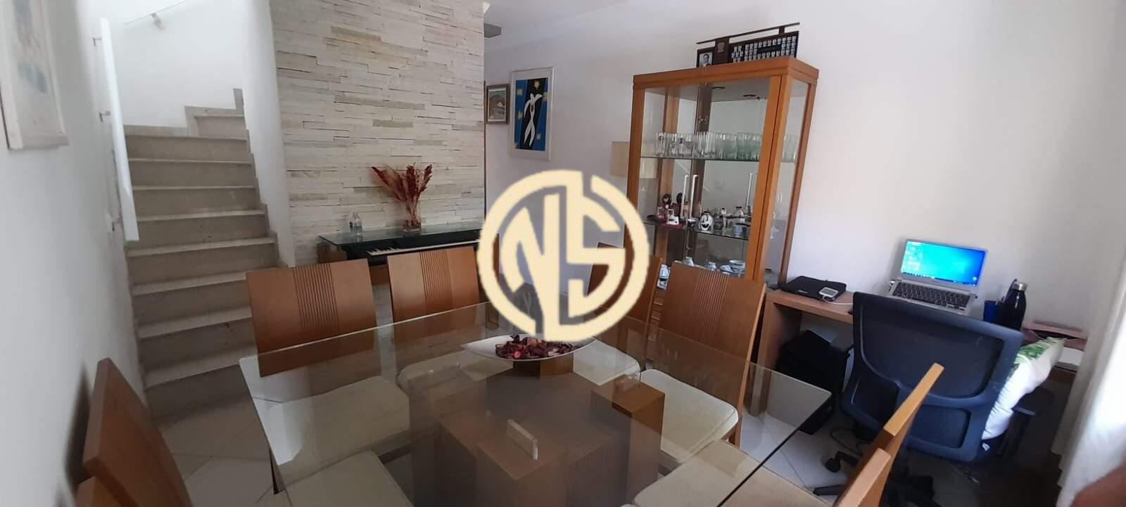 Sobrado à venda no Vila Pirajussara: 