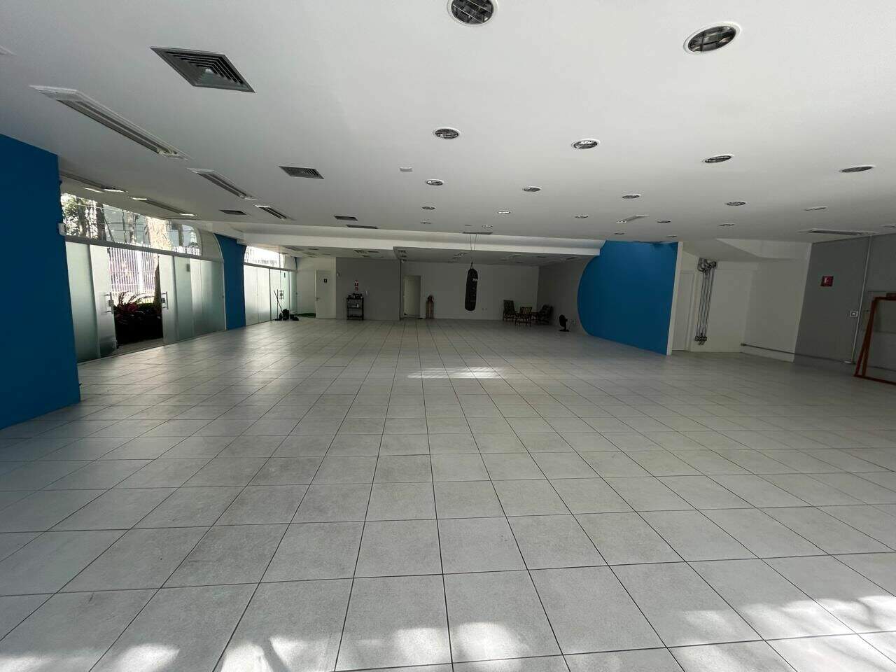 Prédio para aluguel no Santo Amaro: 