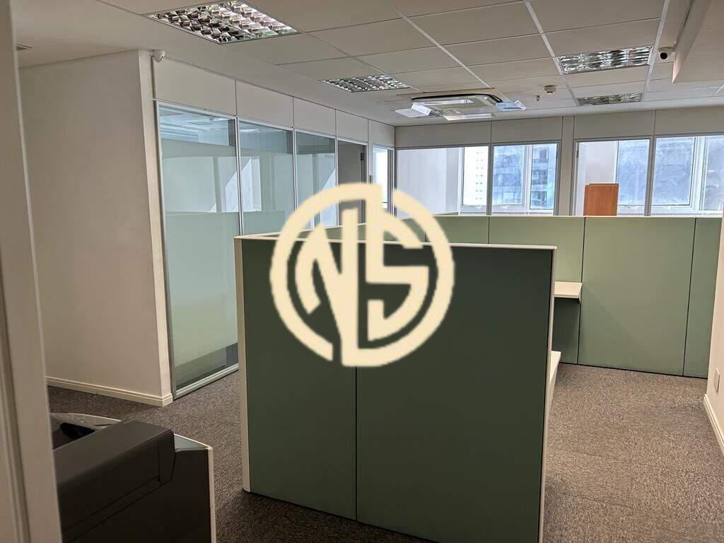 Sala comercial à venda no Itaim Bibi: 