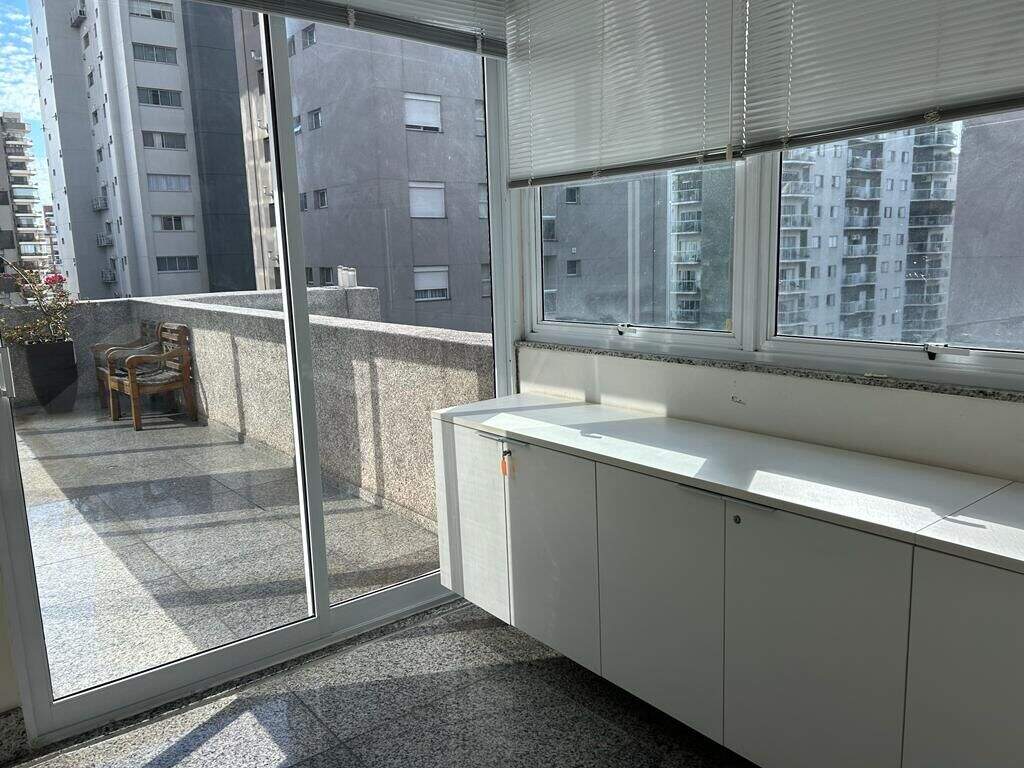 Sala comercial à venda no Itaim Bibi: 