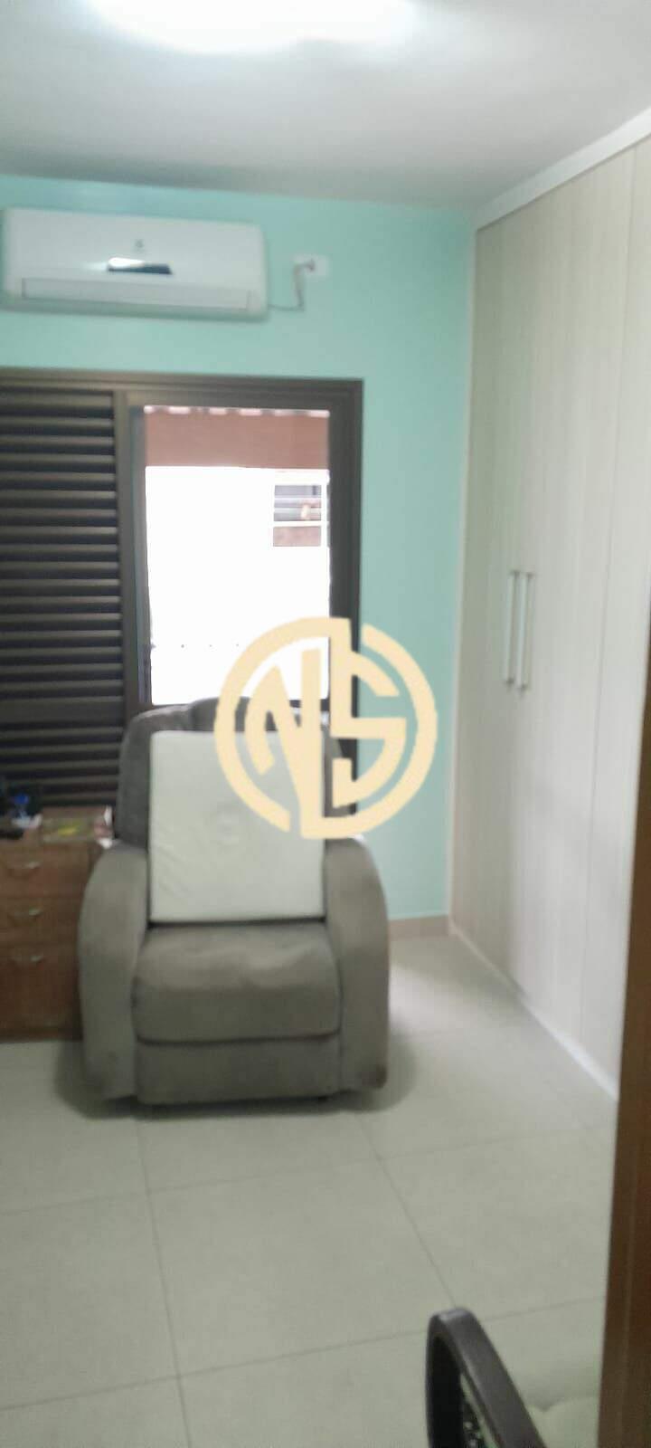 Sobrado à venda no Jardim Avenida: 