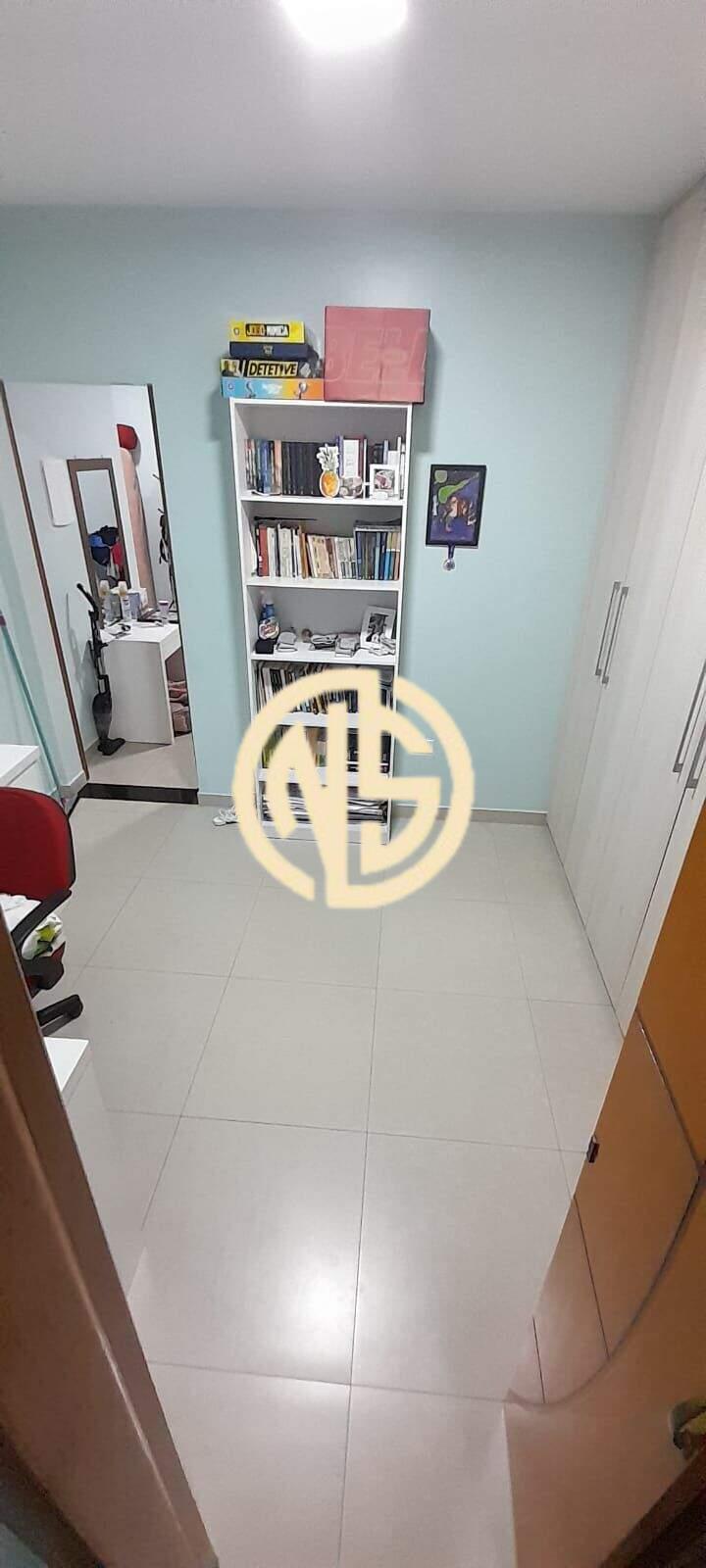 Sobrado à venda no Jardim Avenida: 