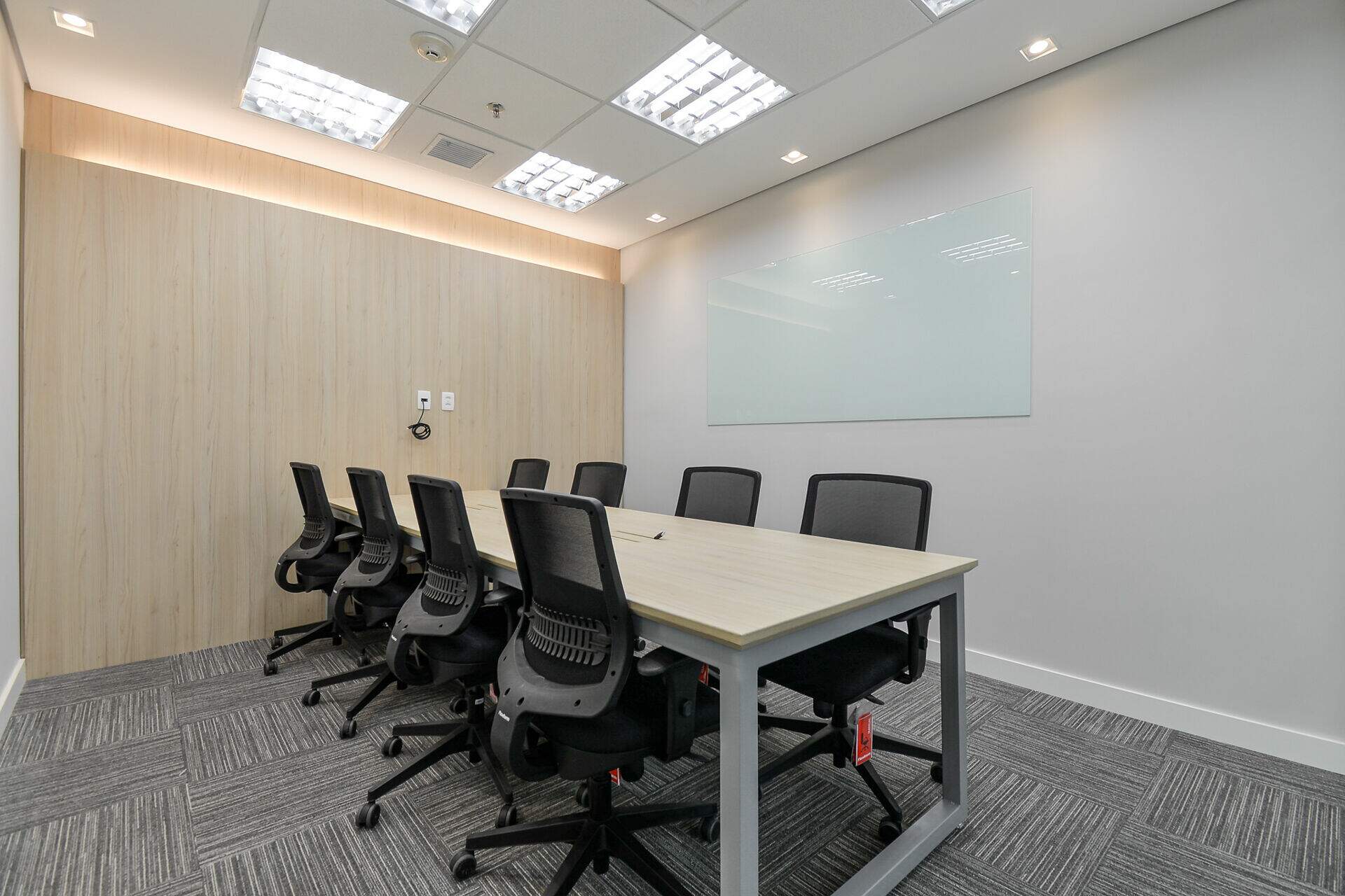 Sala para aluguel no Vila Olímpia: 