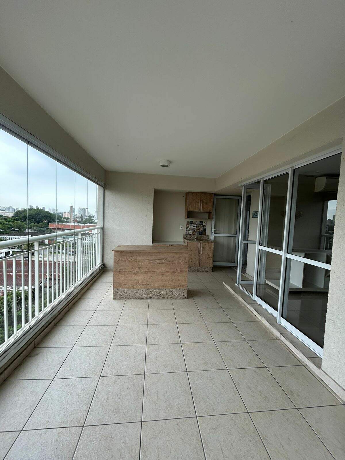 Apartamento à venda no Chácara Santo Antônio: 