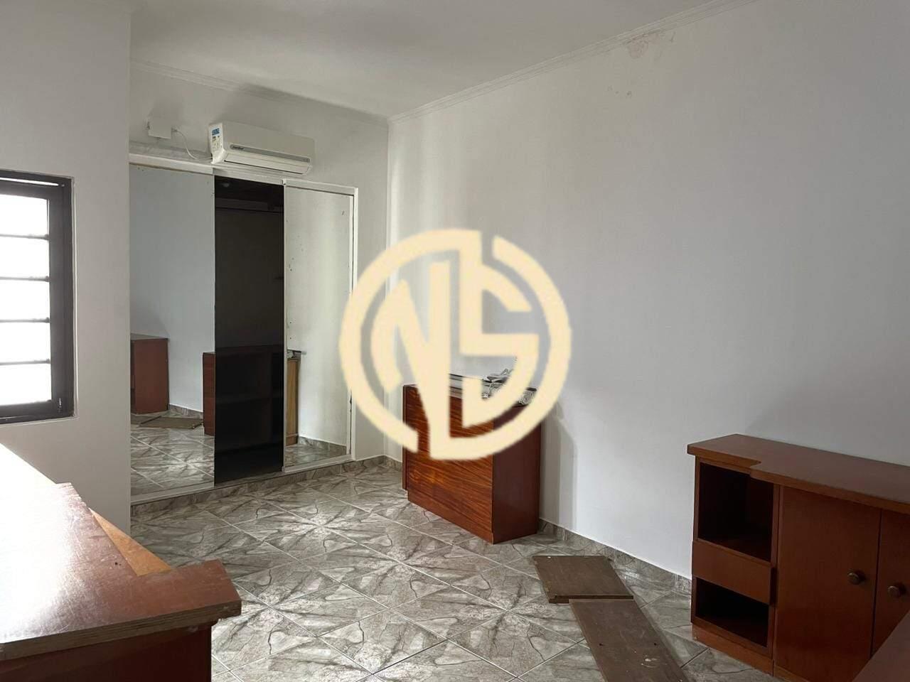 Sobrado à venda no Jardim Internacional: 