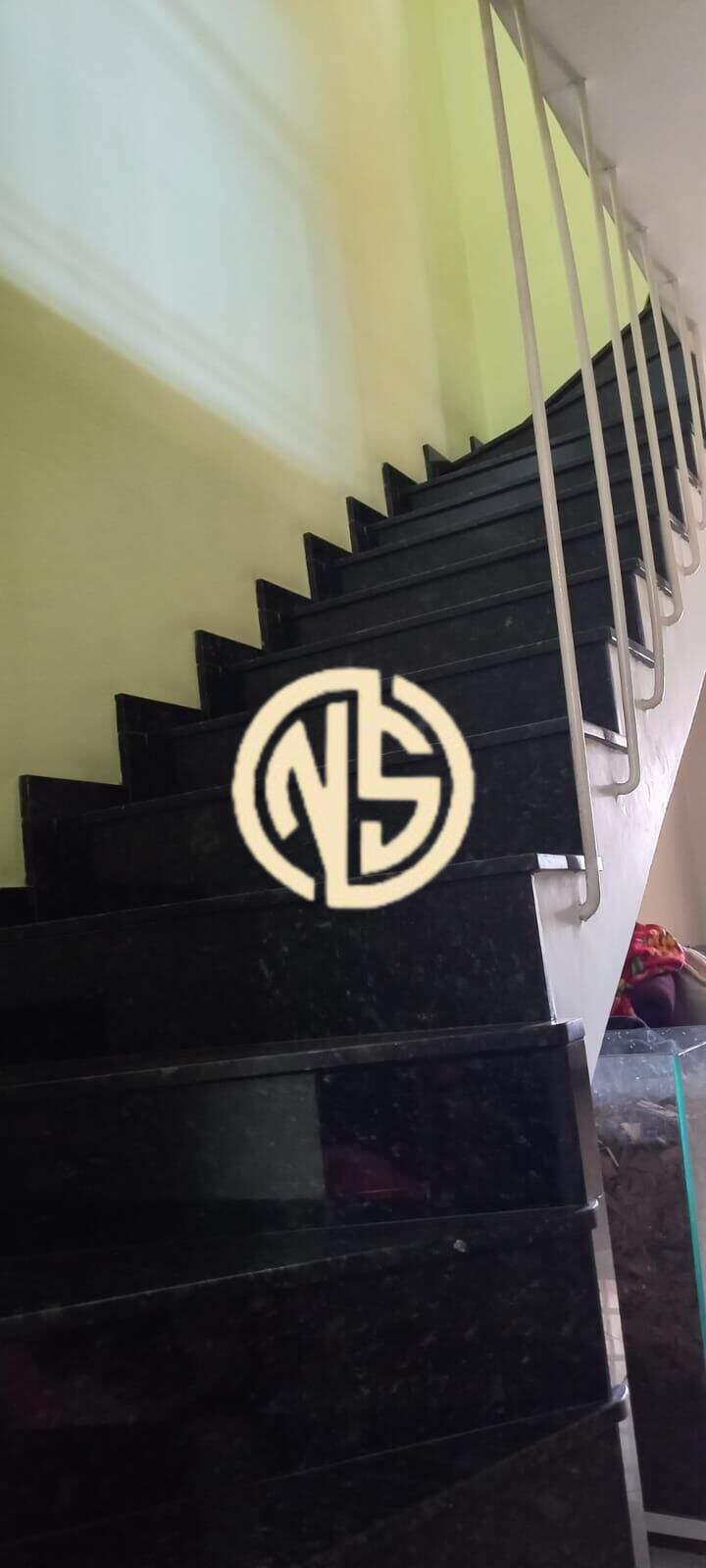 Sobrado à venda no Jardim Sandra: 