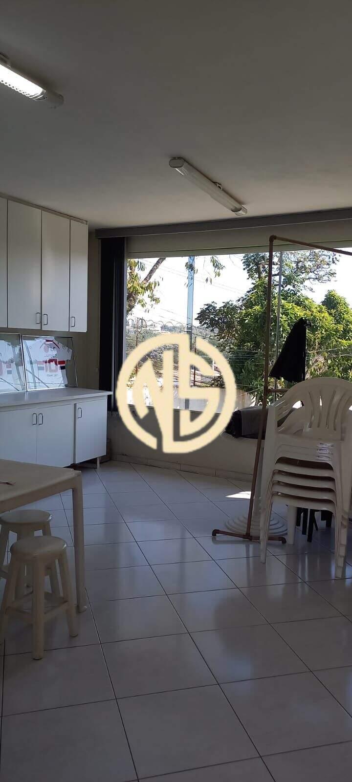 Sobrado à venda no Jardim Sandra: 