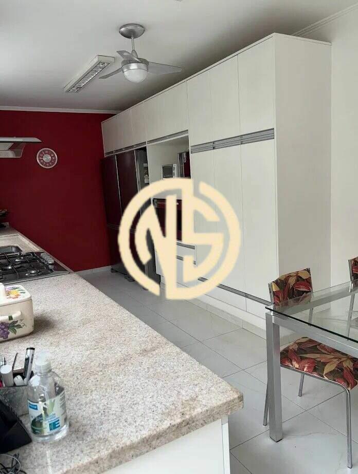 Sobrado à venda no Moema: 