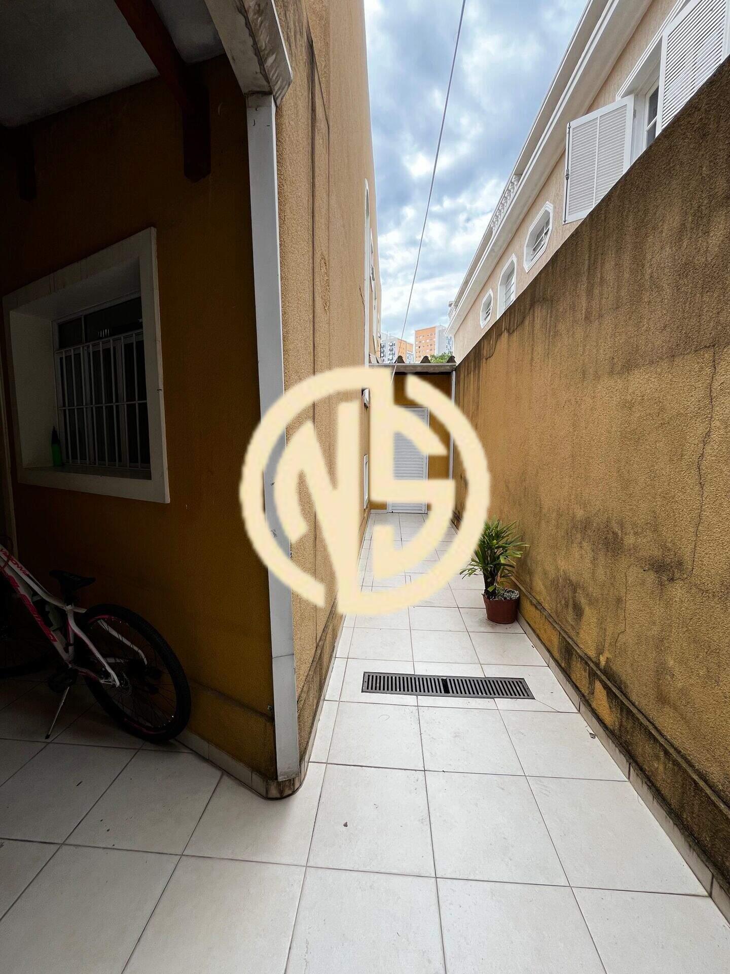 Sobrado à venda no Santo Amaro: 