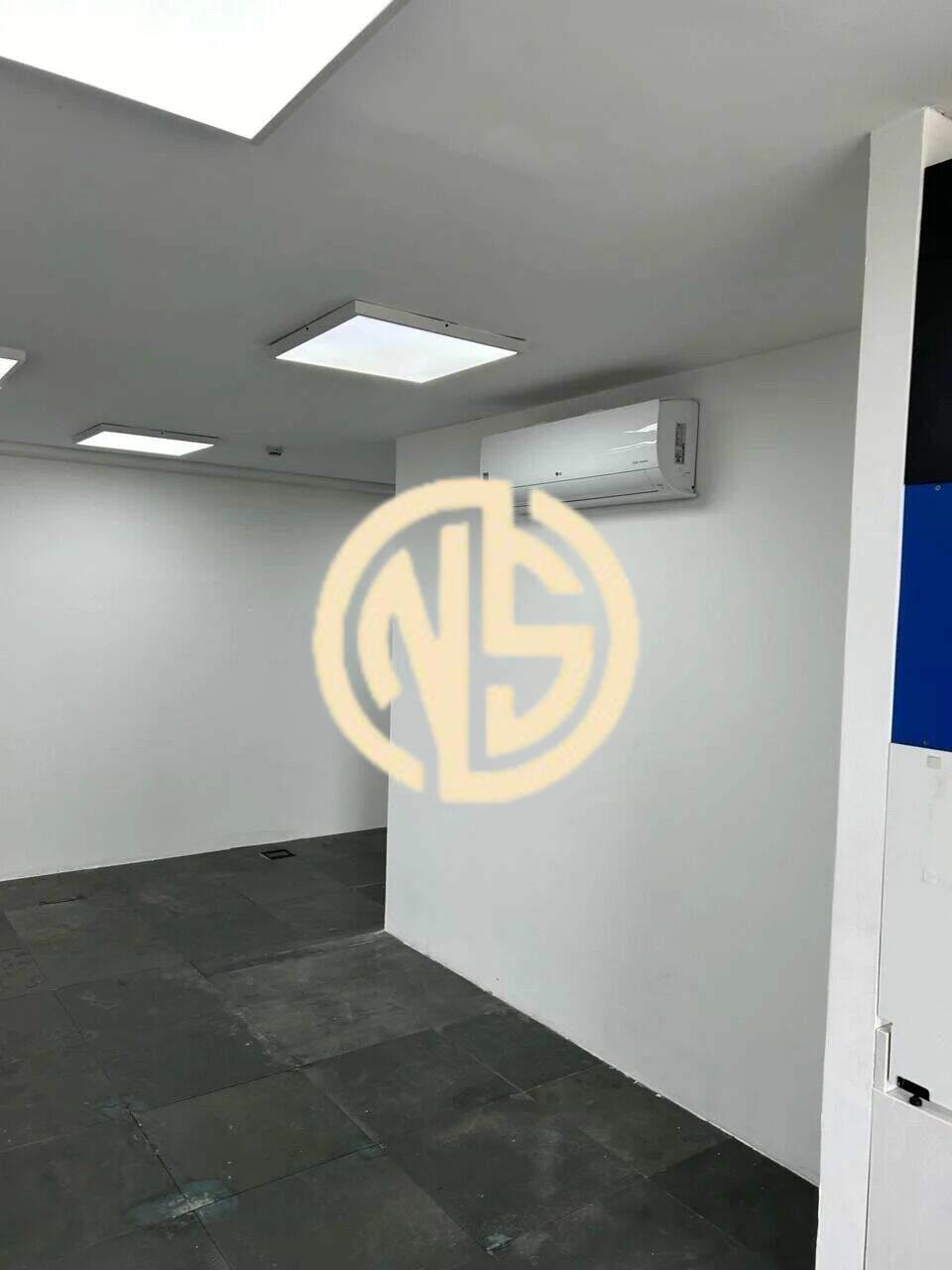 Sala para aluguel no Chácara Santo Antônio (Zona Sul): 