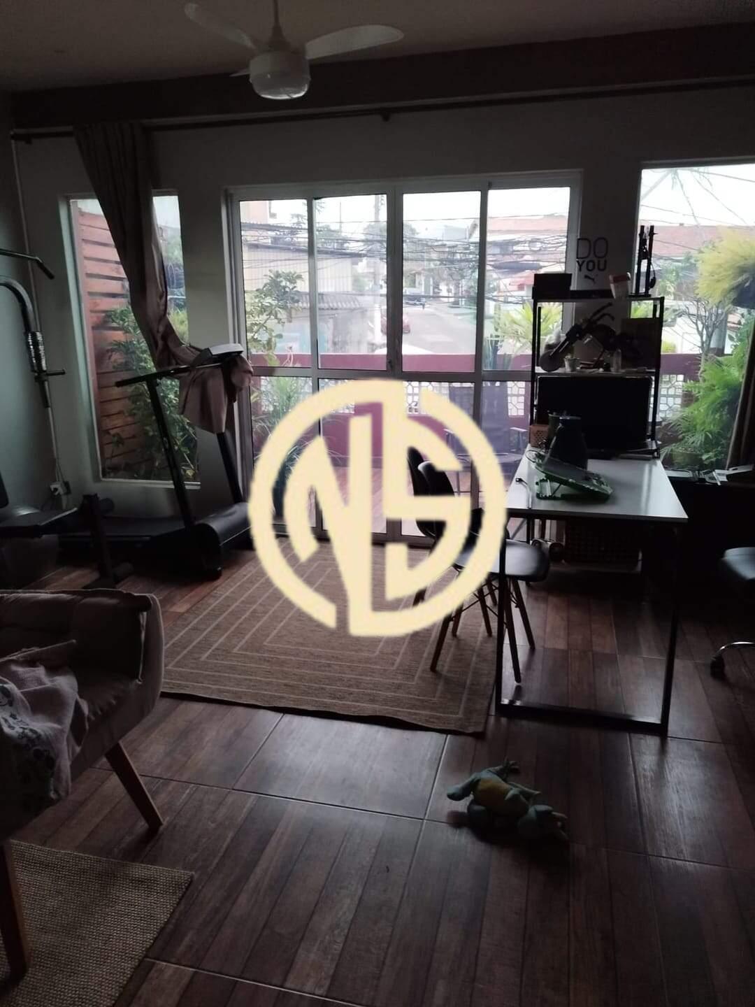 Sobrado à venda no Jardim Iracema: 