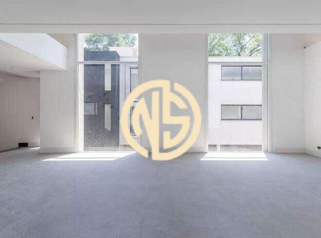 Sobrado à venda no Jardim Cordeiro: 