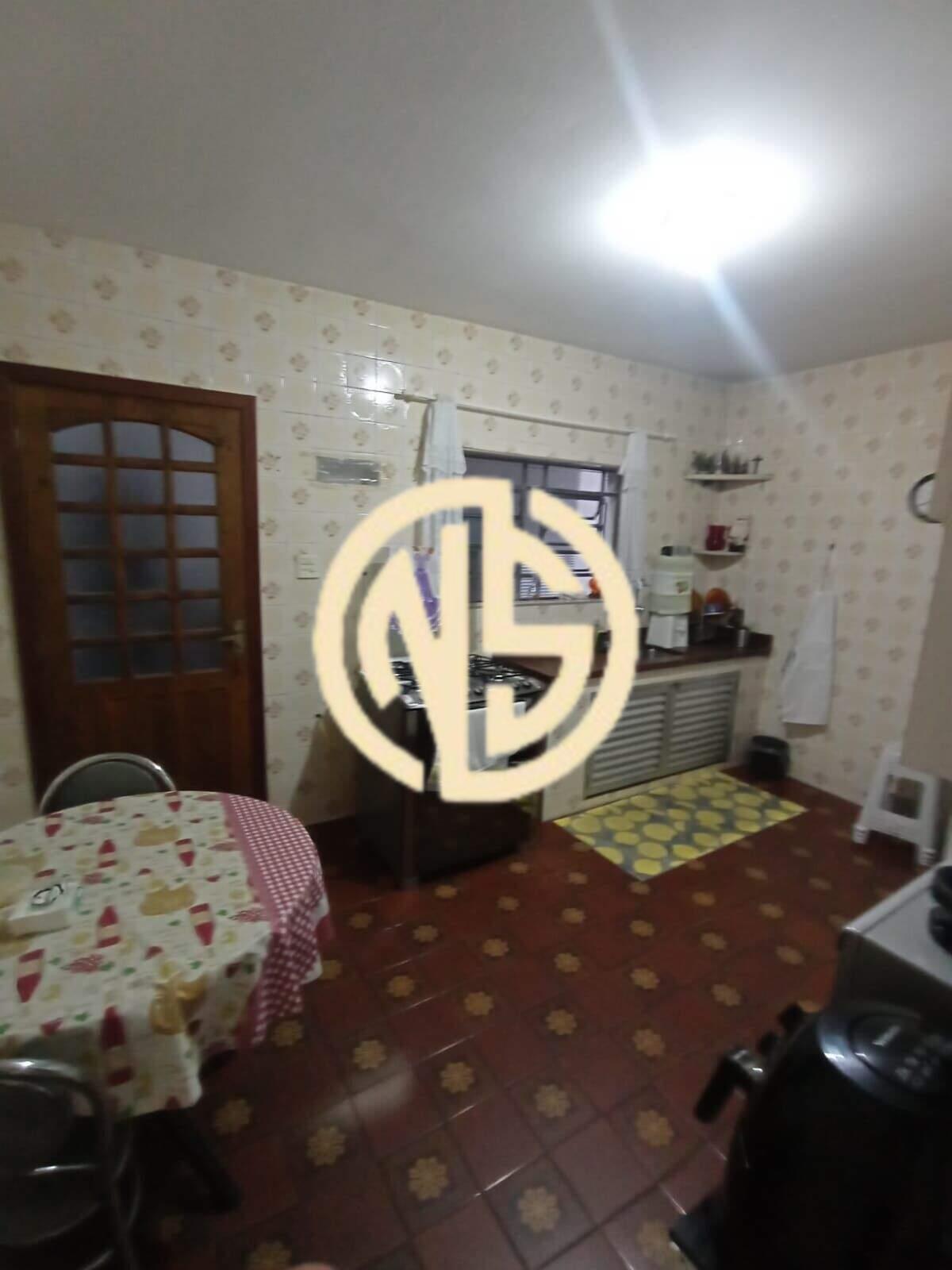 Sobrado à venda no Jardim Caravelas: 