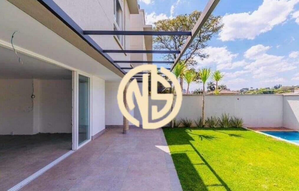 Casa à venda no Centro: 