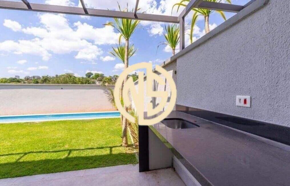 Casa à venda no Centro: 