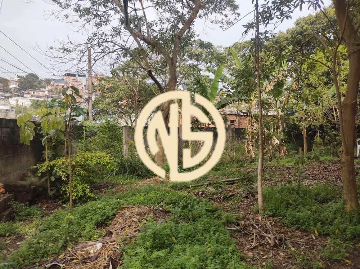 Sobrado à venda no Jardim Avenida: 